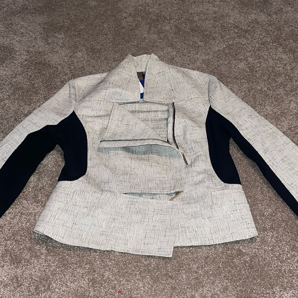 Stylish Women's Gray and Black Blazer - Picture 1 of 10
